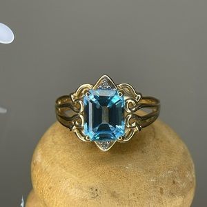 14kt gold, JCR Blue Topaz & Diamond ring